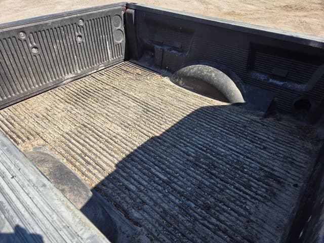 Image of Ford F-150 equipment image 3