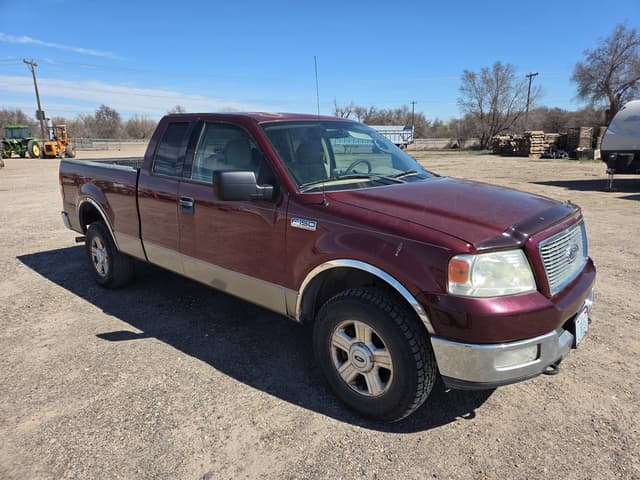 Image of Ford F-150 equipment image 1