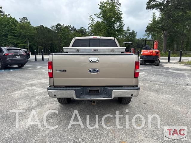 Image of Ford F-150 equipment image 4