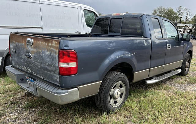 Image of Ford F-150 equipment image 2