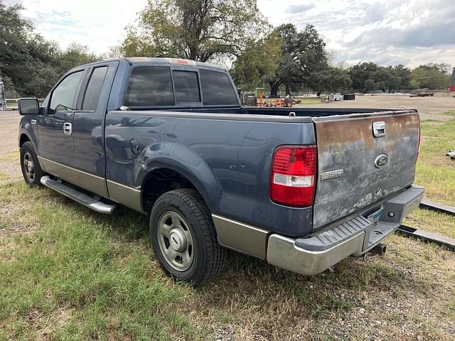 Image of Ford F-150 equipment image 3