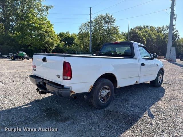 Image of Ford F-150 equipment image 4