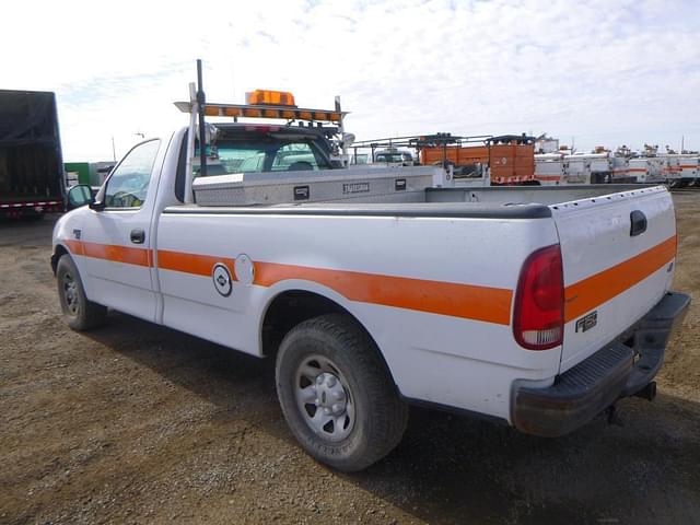 Image of Ford F-150 equipment image 3