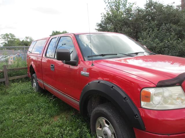 Image of Ford F-150 equipment image 2