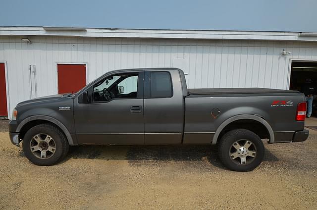 Image of Ford F-150 equipment image 1