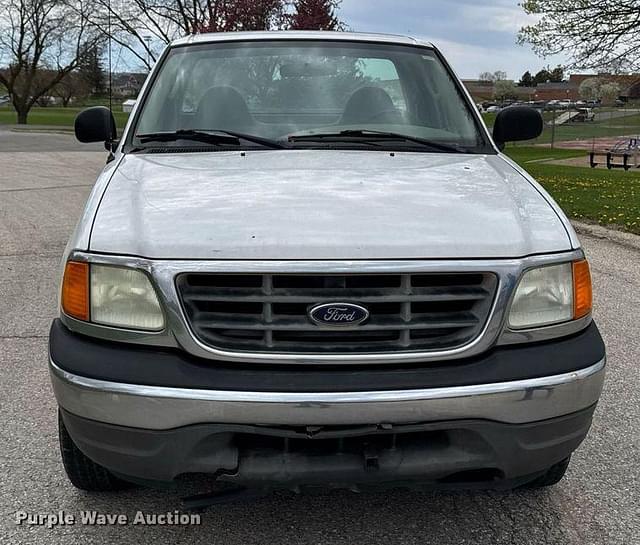 Image of Ford F-150 equipment image 1
