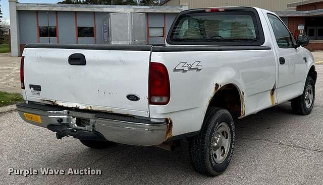 Image of Ford F-150 equipment image 4
