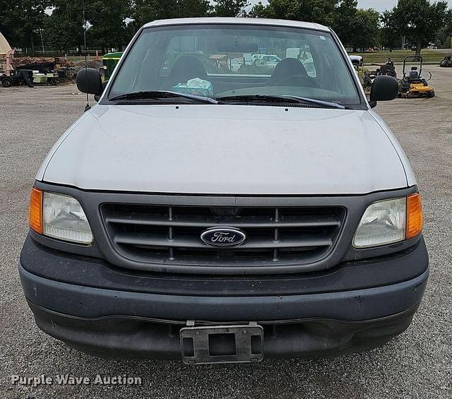 Image of Ford F-150 equipment image 1