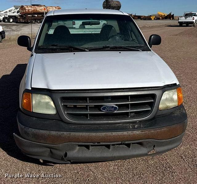 Image of Ford F-150 equipment image 1