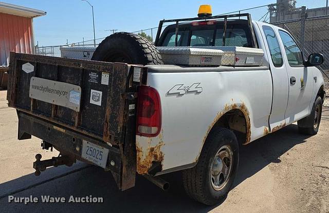 Image of Ford F-150 equipment image 4