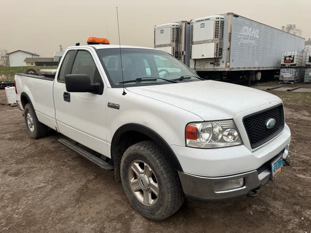 Image of Ford F-150 equipment image 2