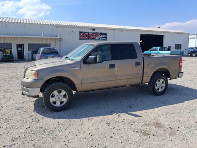 Image of Ford F-150 equipment image 2