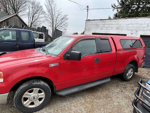 Image of Ford F-150 equipment image 1