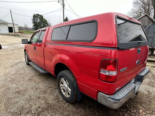 Image of Ford F-150 equipment image 2