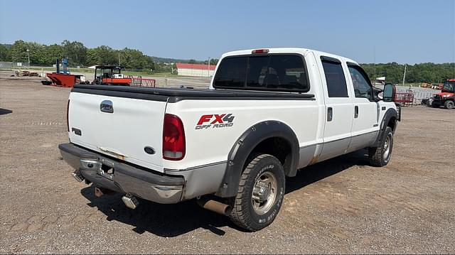 Image of Ford F-250 equipment image 2