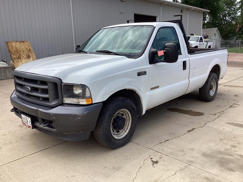Image of Ford F-250 Primary image