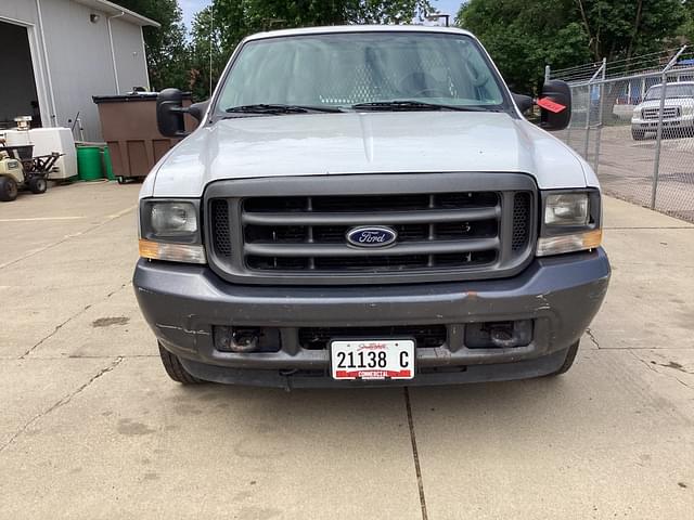 Image of Ford F-250 equipment image 1