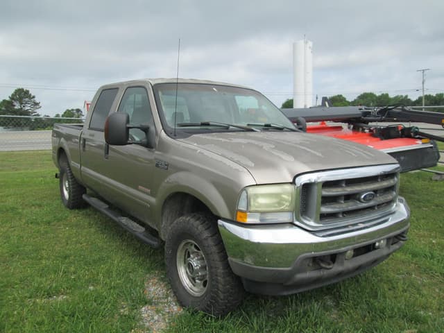 Image of Ford F-250 equipment image 1
