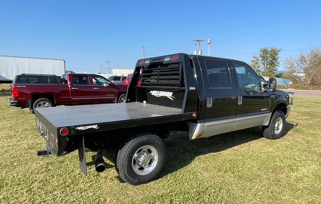 Image of Ford F-250 equipment image 4