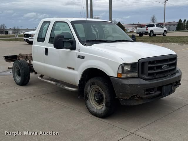 Image of Ford F-250 equipment image 2