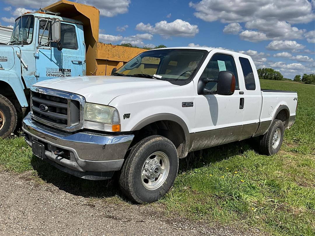 Image of Ford F-250 Primary image
