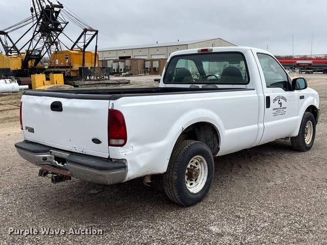 Image of Ford F-250 equipment image 4
