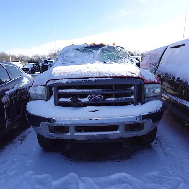 Image of Ford F-250 equipment image 2