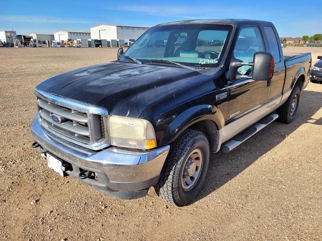 Image of Ford F-250 Primary image