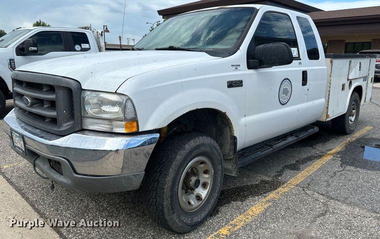 Image of Ford F-250 Primary image