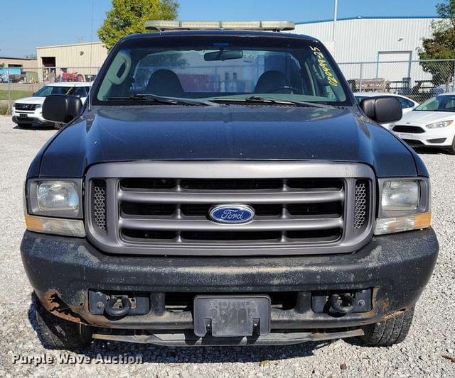 Image of Ford F-250 equipment image 1