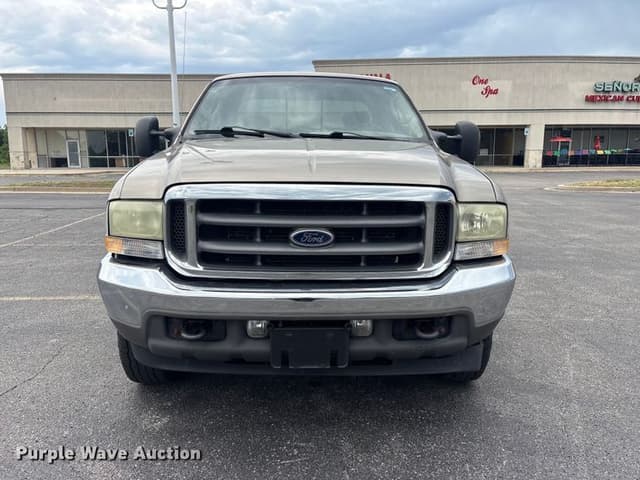 Image of Ford F-250 equipment image 1
