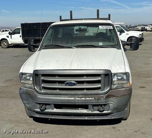 Image of Ford F-250 equipment image 1