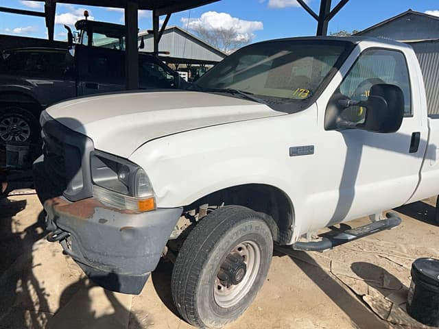 Image of Ford F-250 equipment image 2