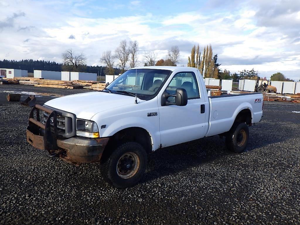 Image of Ford F-350 Primary image