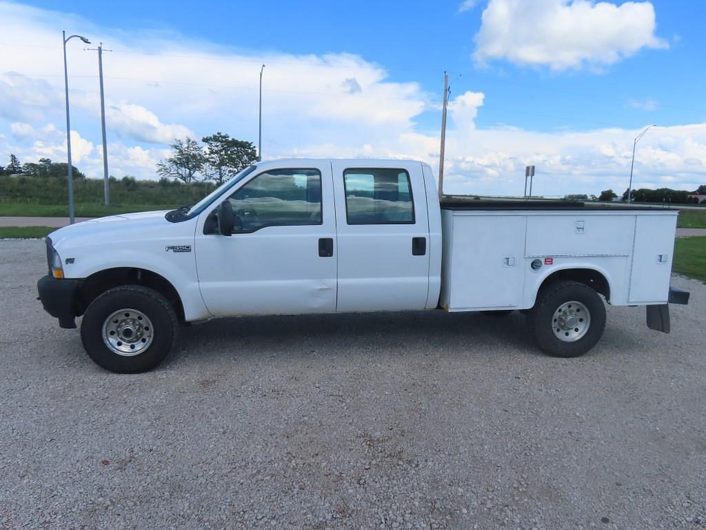 Image of Ford F-350 Primary image