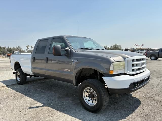 Image of Ford F-350 equipment image 1
