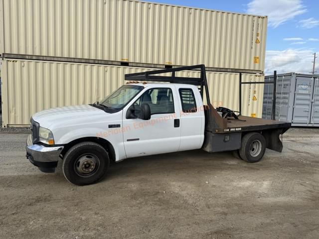 Image of Ford F-350 equipment image 1