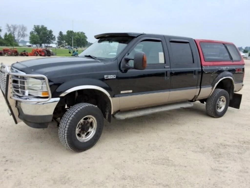 Image of Ford F-350 Primary image