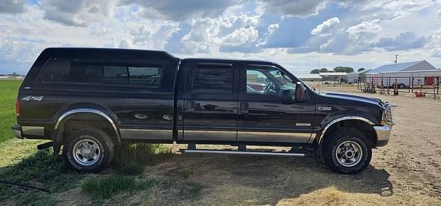 Image of Ford F-350 equipment image 1
