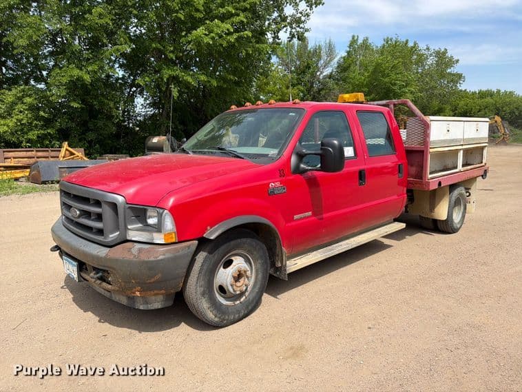 Image of Ford F-350 Primary image