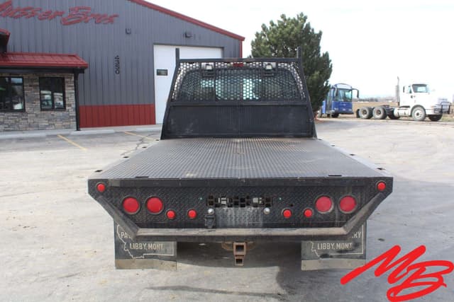 Image of Ford F-350 equipment image 3