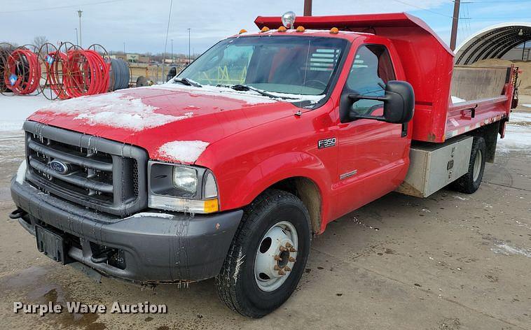 Image of Ford F-350 Primary image