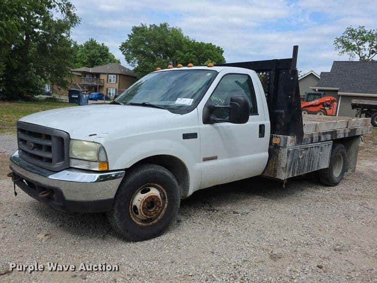 Image of Ford F-350 Primary image