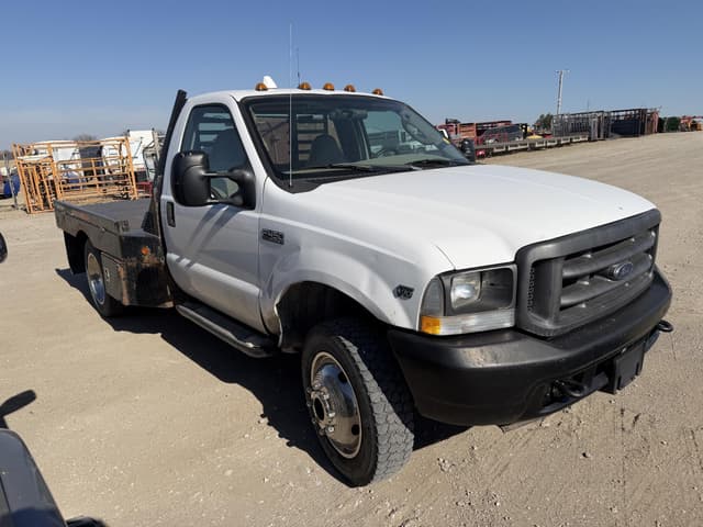 Image of Ford F-450 equipment image 1