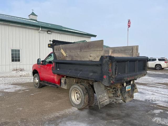 Image of Ford F-450 equipment image 1