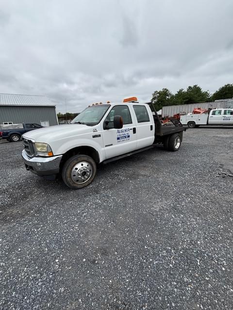 Image of Ford F-450 equipment image 3