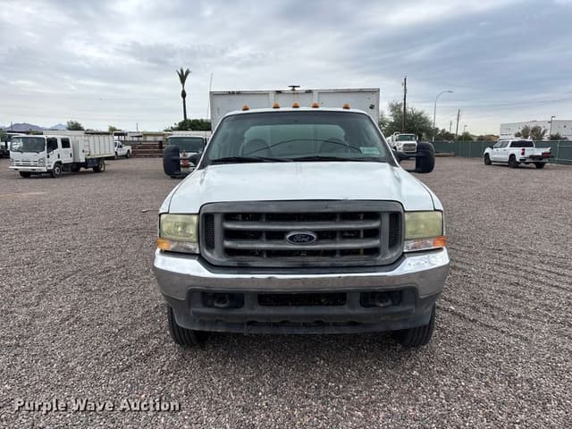 Image of Ford F-450 equipment image 1