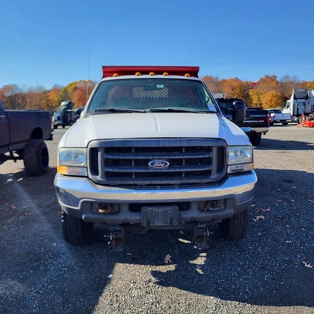 Image of Ford F-450 equipment image 1