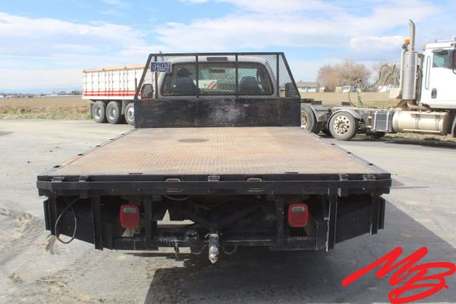 Image of Ford F-450 equipment image 3