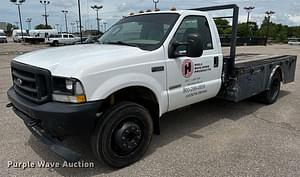 2004 Ford F-550 Image